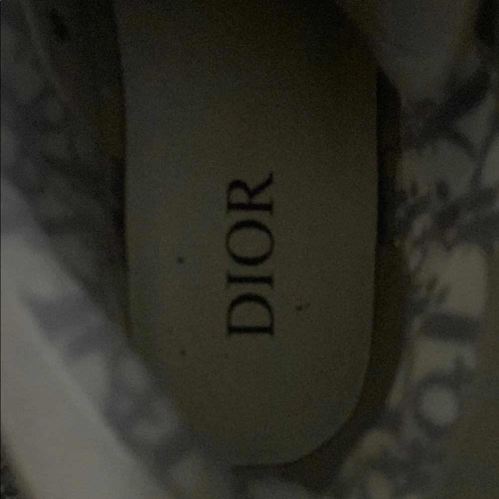 Dior High-Top Sneakers with Monogram Design - Picture 3 of 4